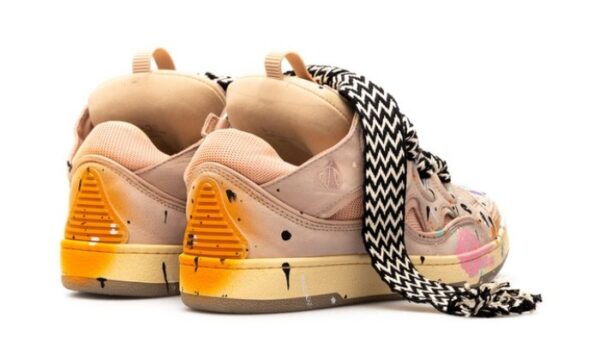 Pink With Paint Stains - immagine 2